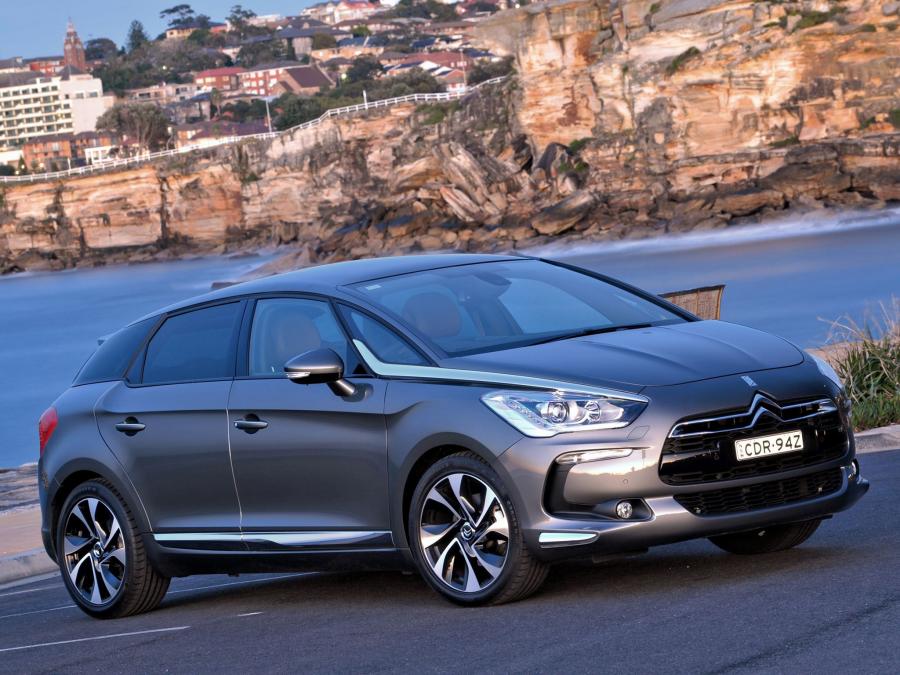  Citroen DS5 2012 года  (AU) (фото 9 из 12)